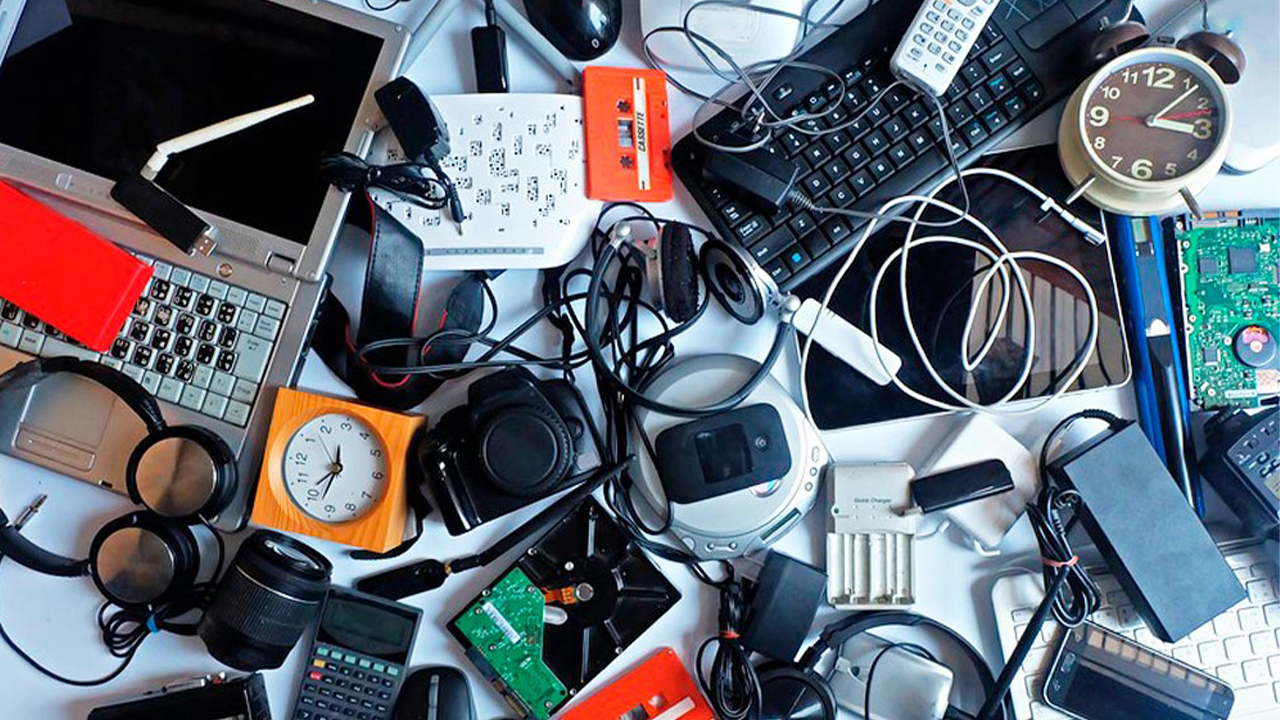 Seres humanos produzem 44,7 milhões de lixo eletrônico por ano