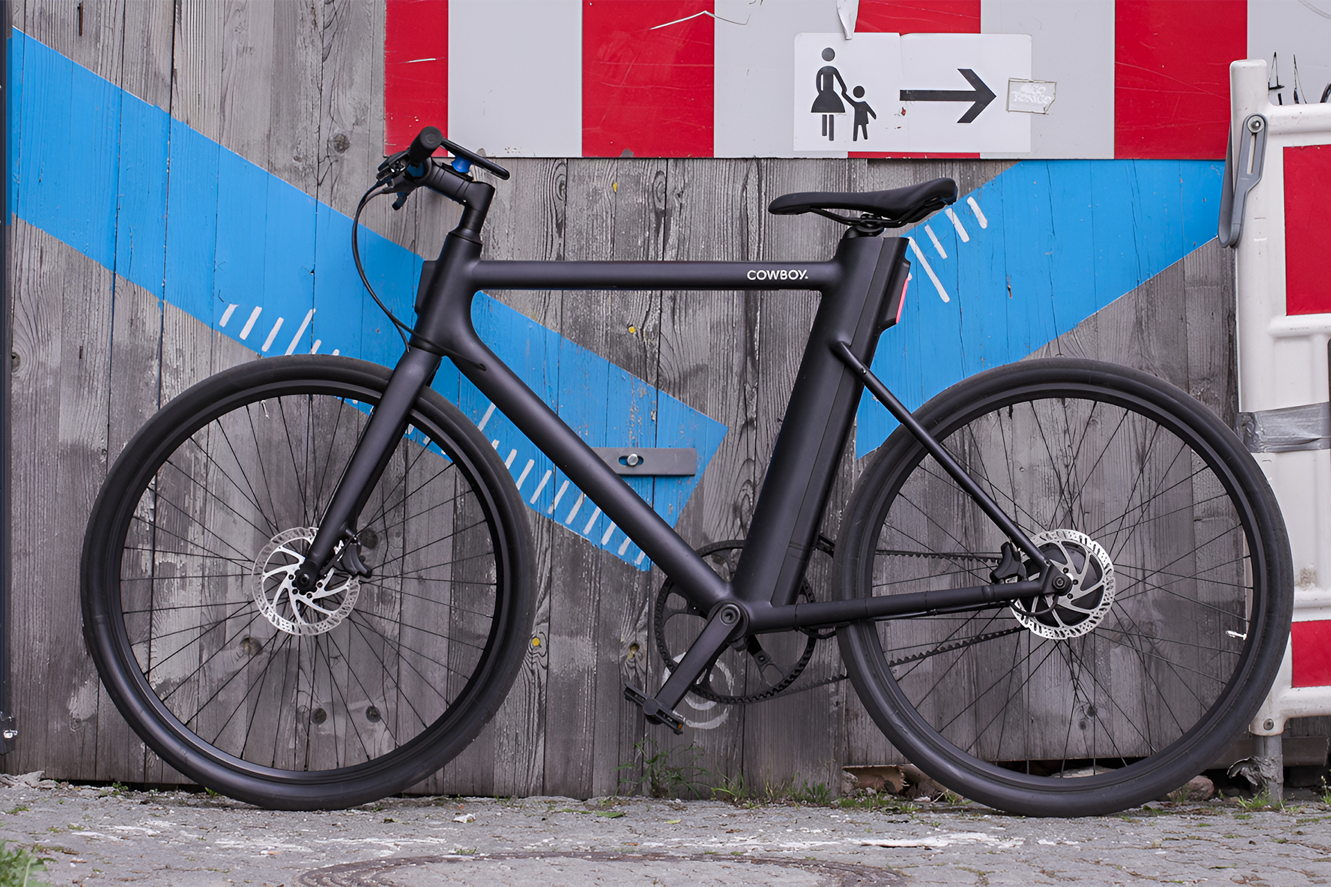 Empresa belga cria linha de bicicletas elétricas recicladas de baixo custo mas o valor ainda é comparável às e-bikes produzidas do zero