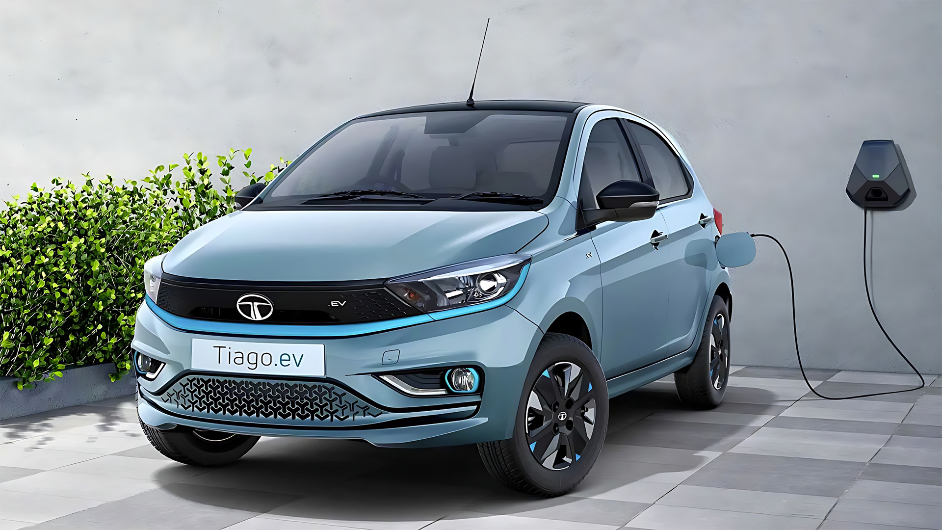Com um nível de autonomia compatível com o preço, esse é o carro elétrico Tiago EV da Tata que custa R$ 54 mil e roda até 250 km por recarga