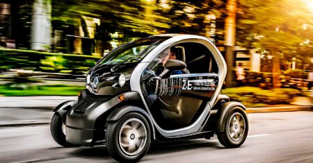 Renault Twizy elétrico está sendo usado pela Guarda Municipal de Florianópolis para fazer rondas pela cidade