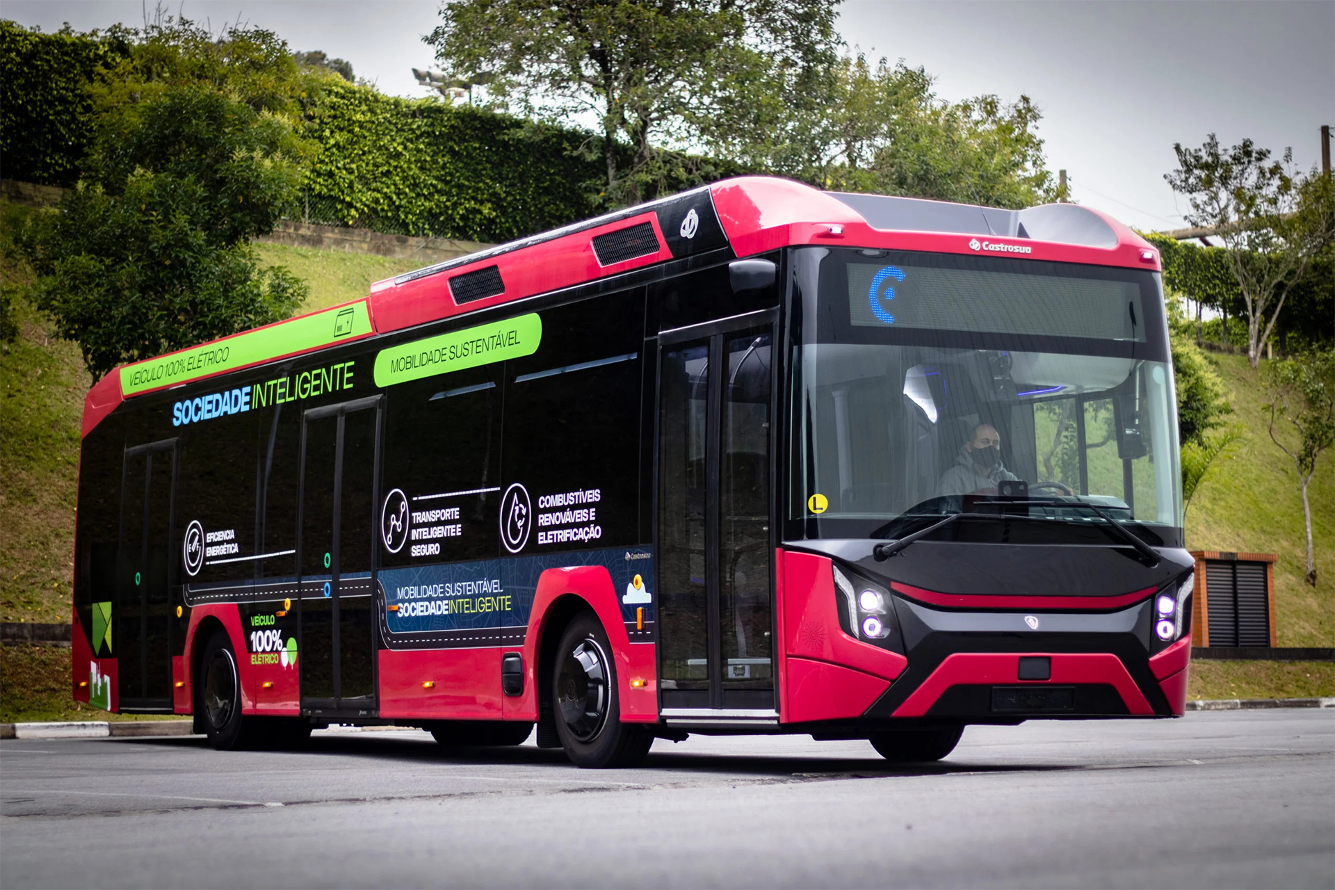 Belém pode receber ônibus elétricos no transporte público em breve, prefeitura e agência alemã discutem plano de implantação