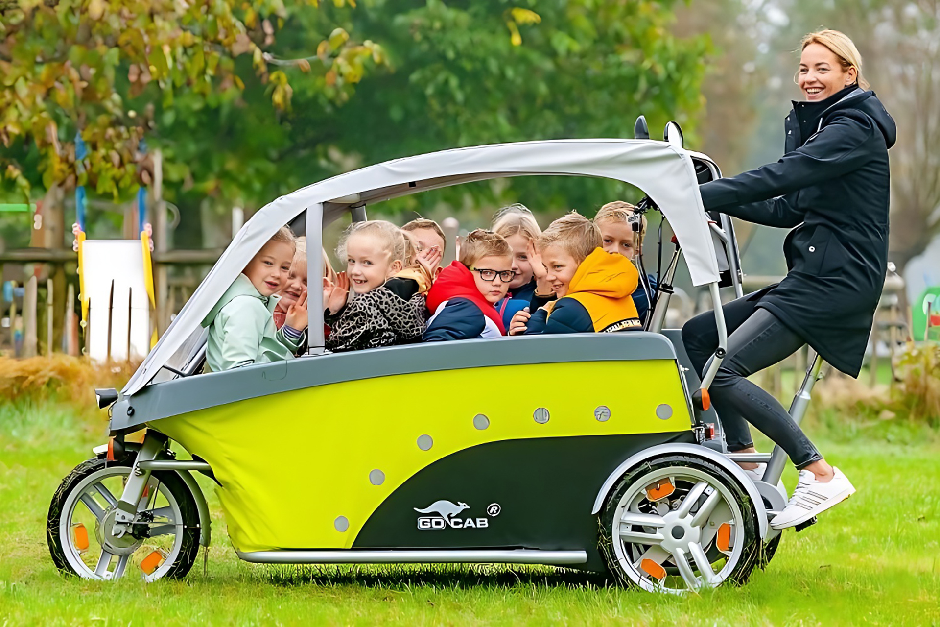 Bicicleta elétrica GoCab transforma o transporte urbano de crianças, proporcionando segurança, sustentabilidade e inovação em um único veículo