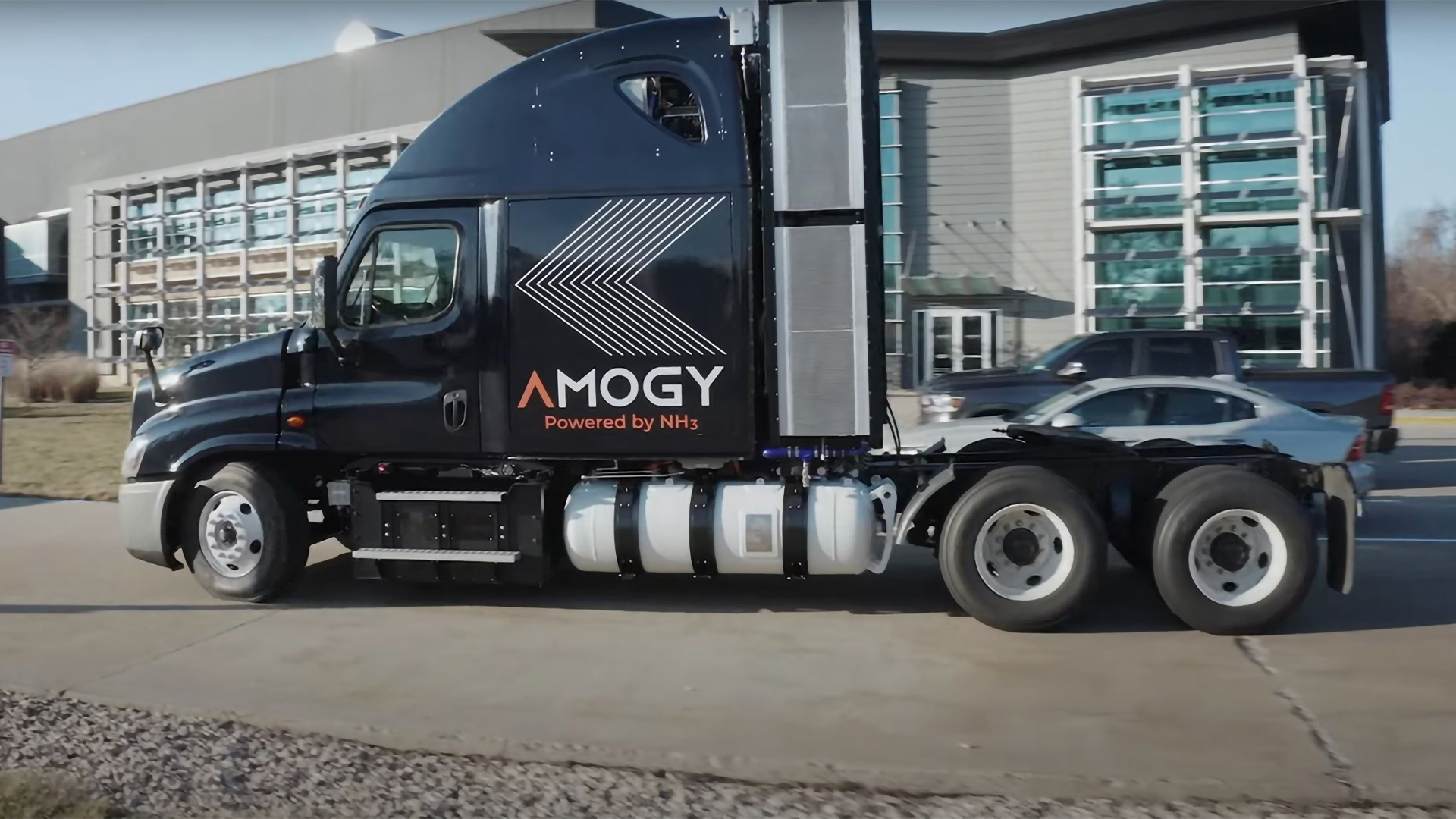 Caminhão elétrico movido a Amônia, com 800 Km de autonomia, está em testes pela norte-americana Amogy