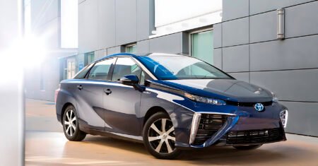 Toyota transforma o futuro da mobilidade sustentável no Brasil com um carro elétrico a hidrogênio usando etanol