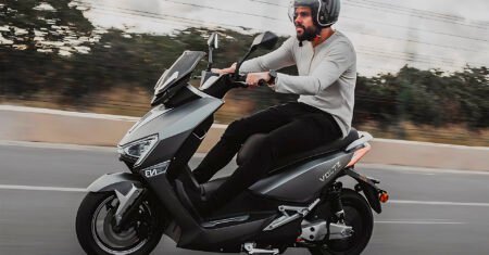 Essa scooter elétrica brasileira da Voltz tem autonomia de até 180 km, porém, custa mais que uma Honda Biz 125