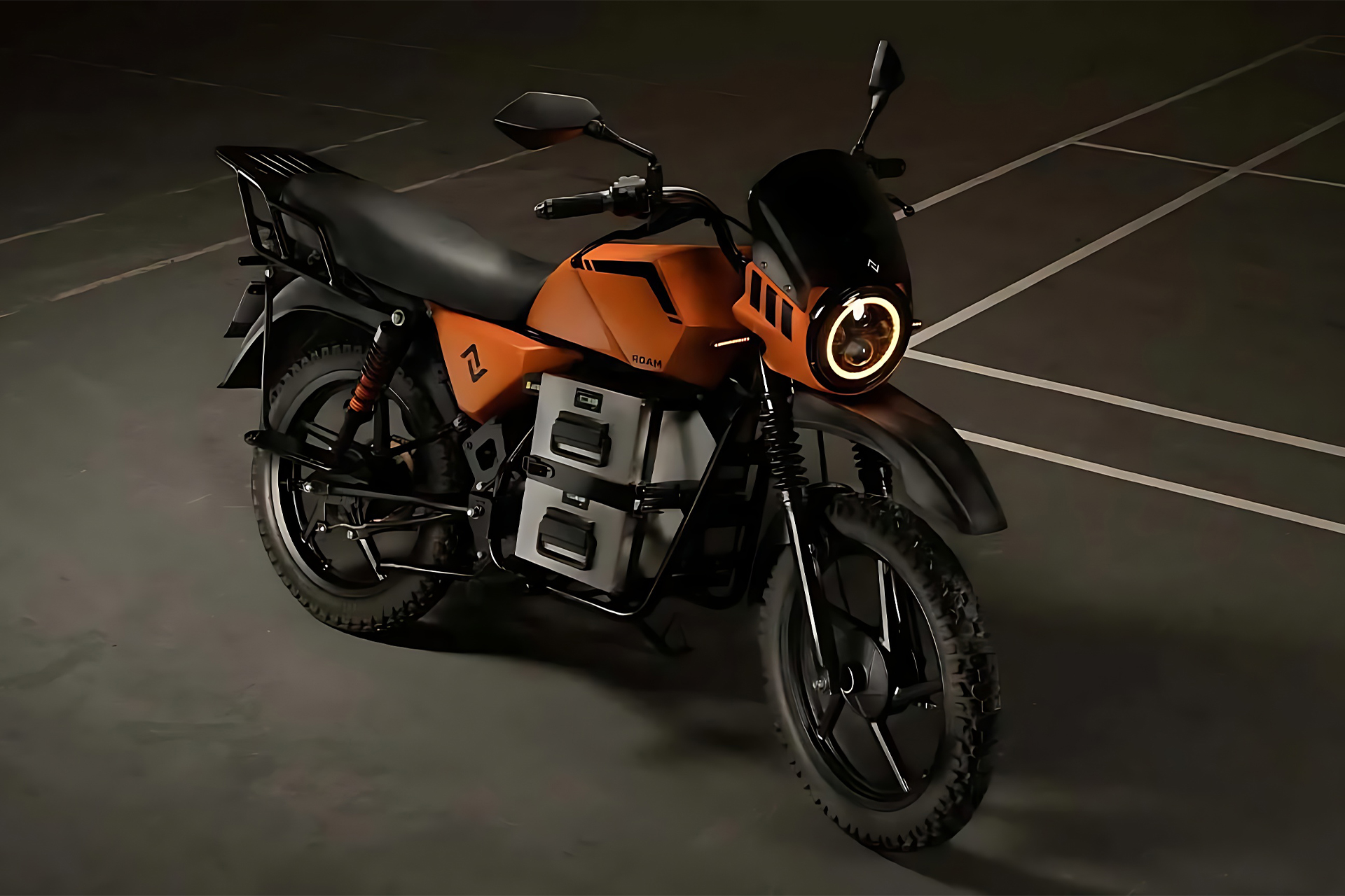 Nova moto elétrica africana custa metade de uma CG Titan 160 e tem até 180 km de autonomia com duas baterias