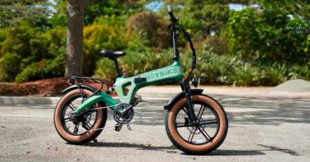 HeyBike Tyson, uma bicicleta elétrica dobrável com motor de cubo de 750 W e alcance médio de 88 km