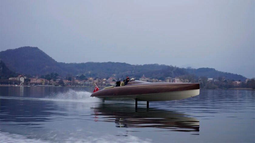 O barco elétrico de maior alcance do mundo possui 185 km de autonomia