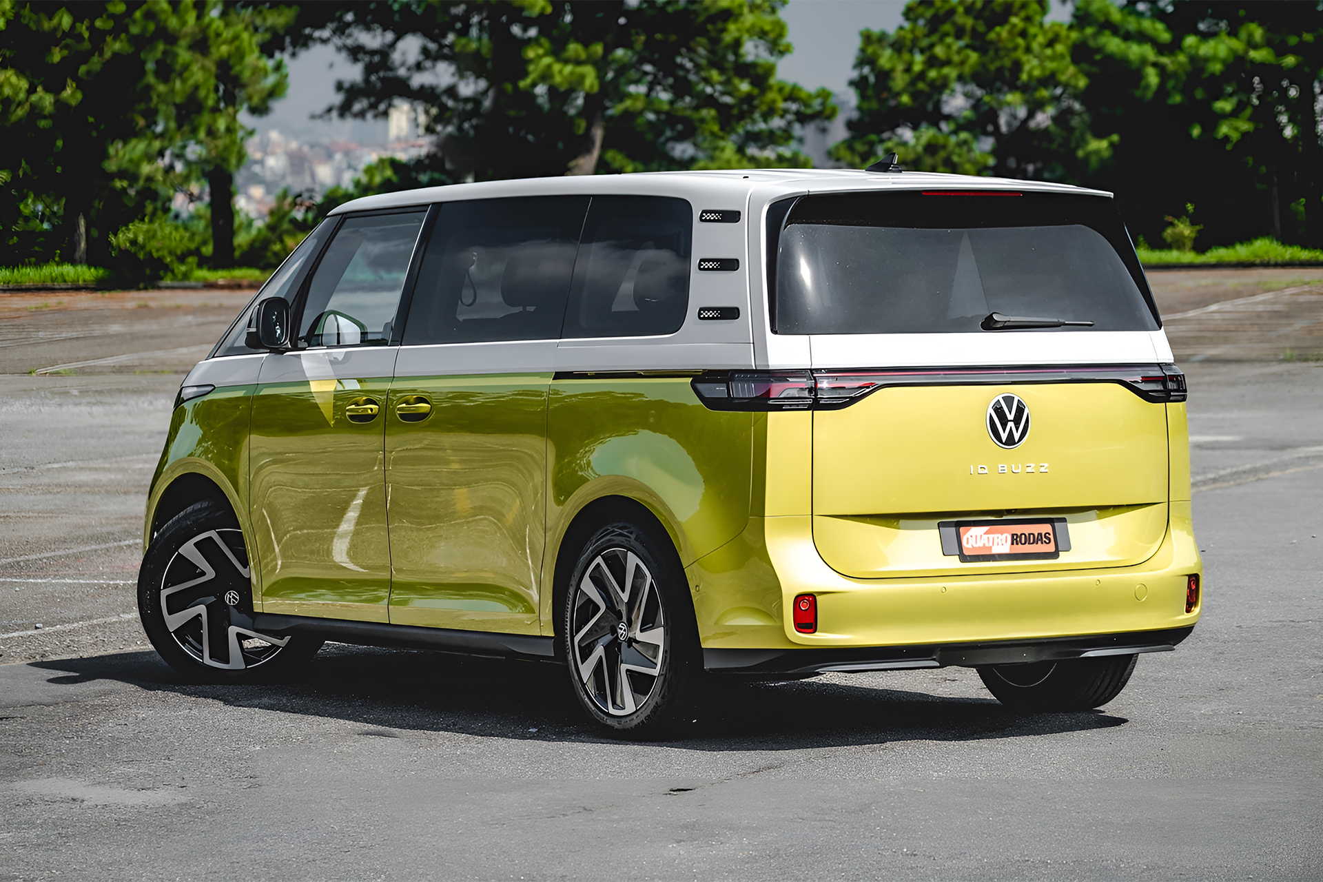 Volkswagen anuncia que a Kombi Elétrica chegará ao Brasil ainda em 2023
