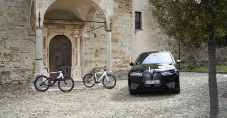 Bicicletas da BMW, incluindo elétricas, desembarcam no Brasil, porém algumas custam mais que um carro popular