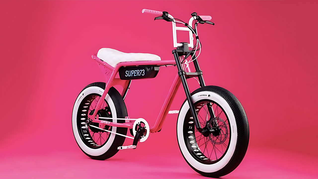 Empresa cria Bicicleta Elétrica inspirada na Barbie, por causa do sucesso do filme