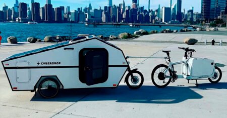 Cyberdrop, o trailer de E-bike leva a experiência de acampamento para outro nível