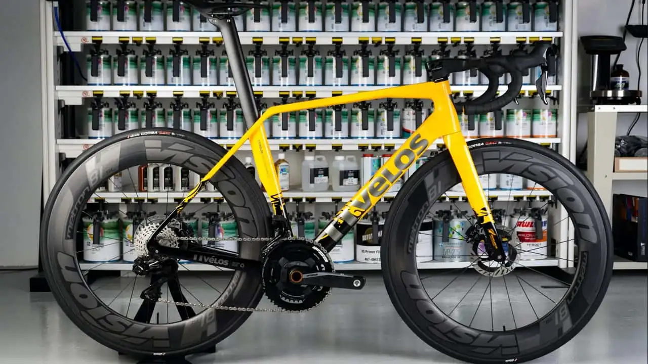 Holocene Superbike, a bicicleta elétrica de fibra de carbono reciclada que pesa menos de 1kg