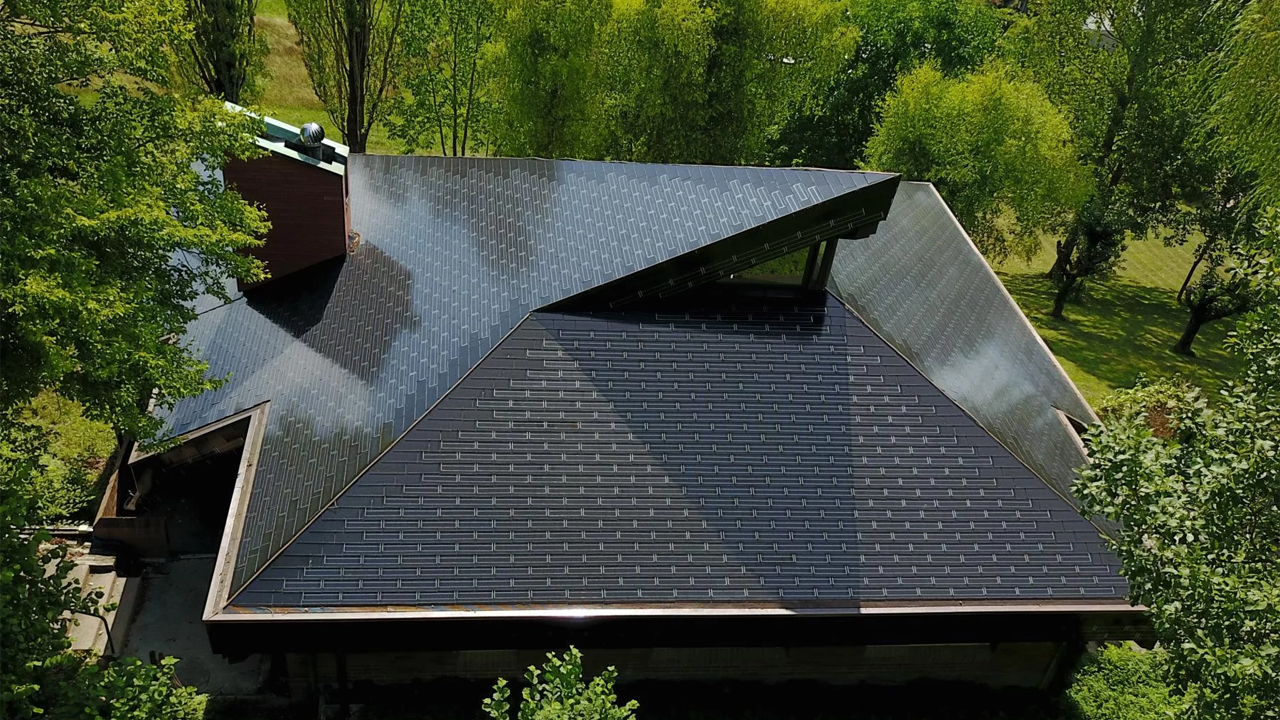 Telhas solares adaptáveis a qualquer estrutura de telhado
