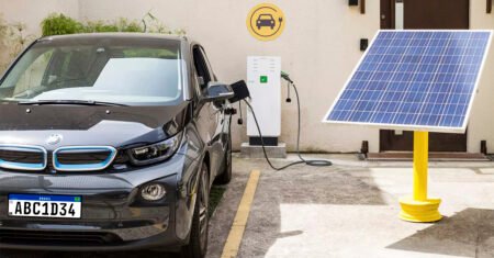 Quantos Painéis Solares são necessários para carregar um carro elétrico?