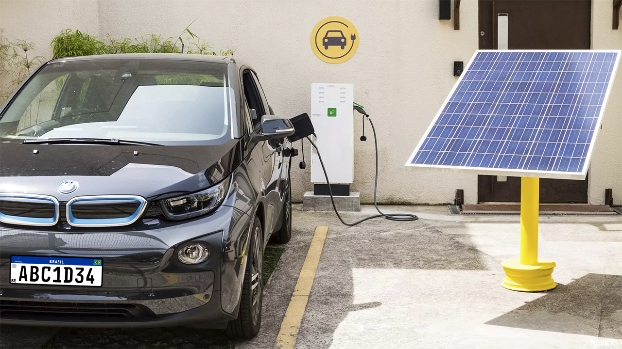 Quantos Painéis Solares são necessários para carregar um carro elétrico