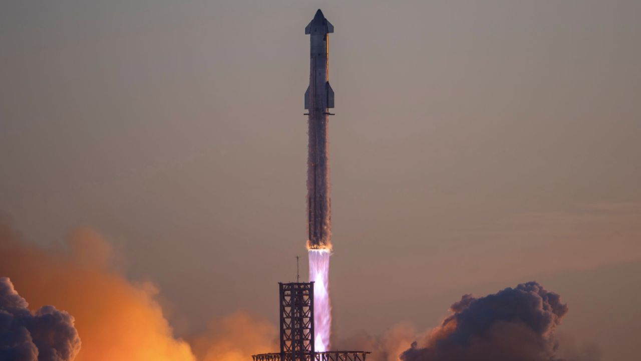 SpaceX lança Starship: A maior nave do mundo realiza voo bem-sucedido